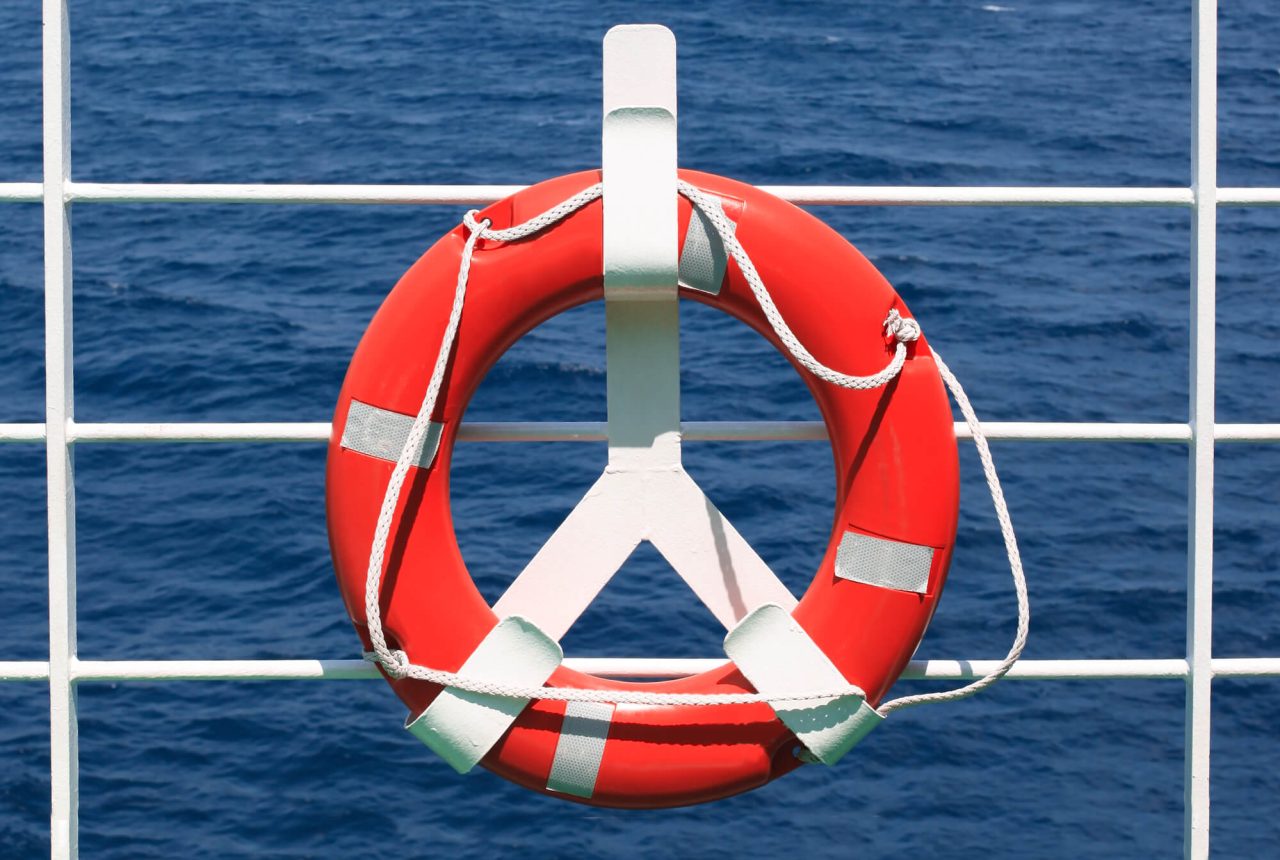 how-to-operate-a-boat-lift-safely-hurricane-boat-lifts